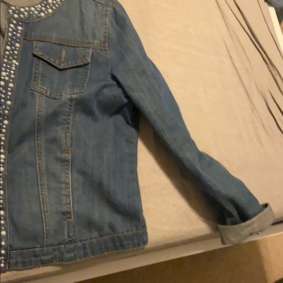 Jean jacket - Picture 3 of 3